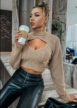 將圖片載入圖庫檢視器 Cali and Clyde-"Piper" 2 piece Turtleneck Knit Crop Sweater Tops for Ladies (S-L)